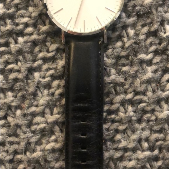 Watch - Picture 3 of 5